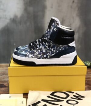 FENDI SNEAKER