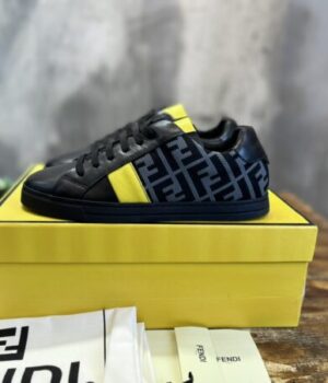 FENDI SNEAKER
