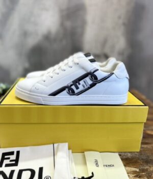 FENDI SNEAKER