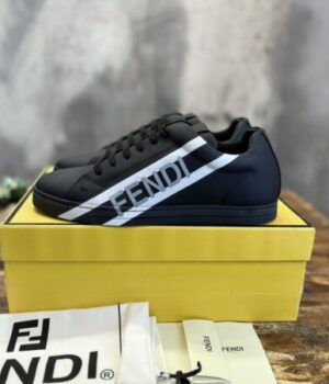 FENDI SNEAKER