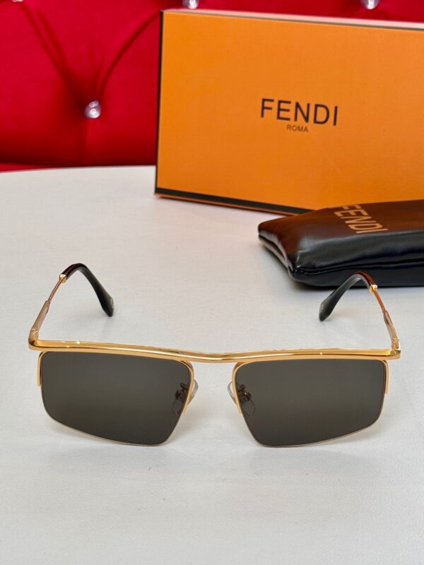 FENDI SUNGLASSES