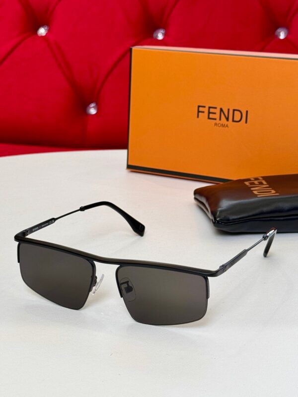 FENDI SUNGLASSES