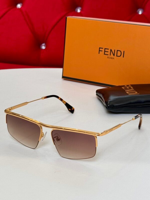 FENDI SUNGLASSES - Image 4