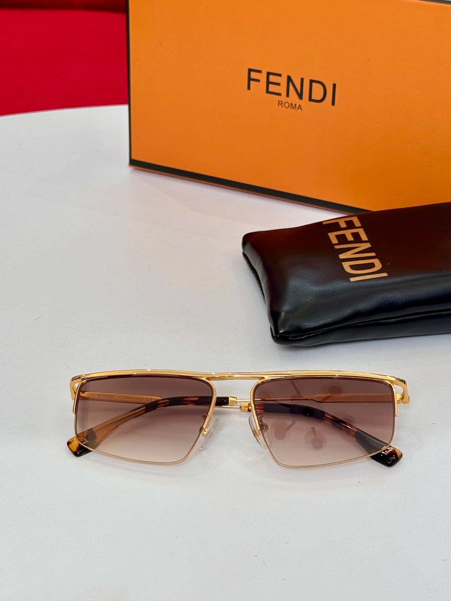 FENDI SUNGLASSES - Image 2