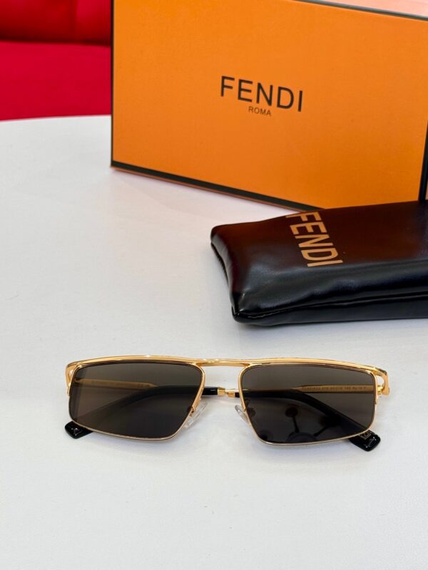 FENDI SUNGLASSES - Image 8
