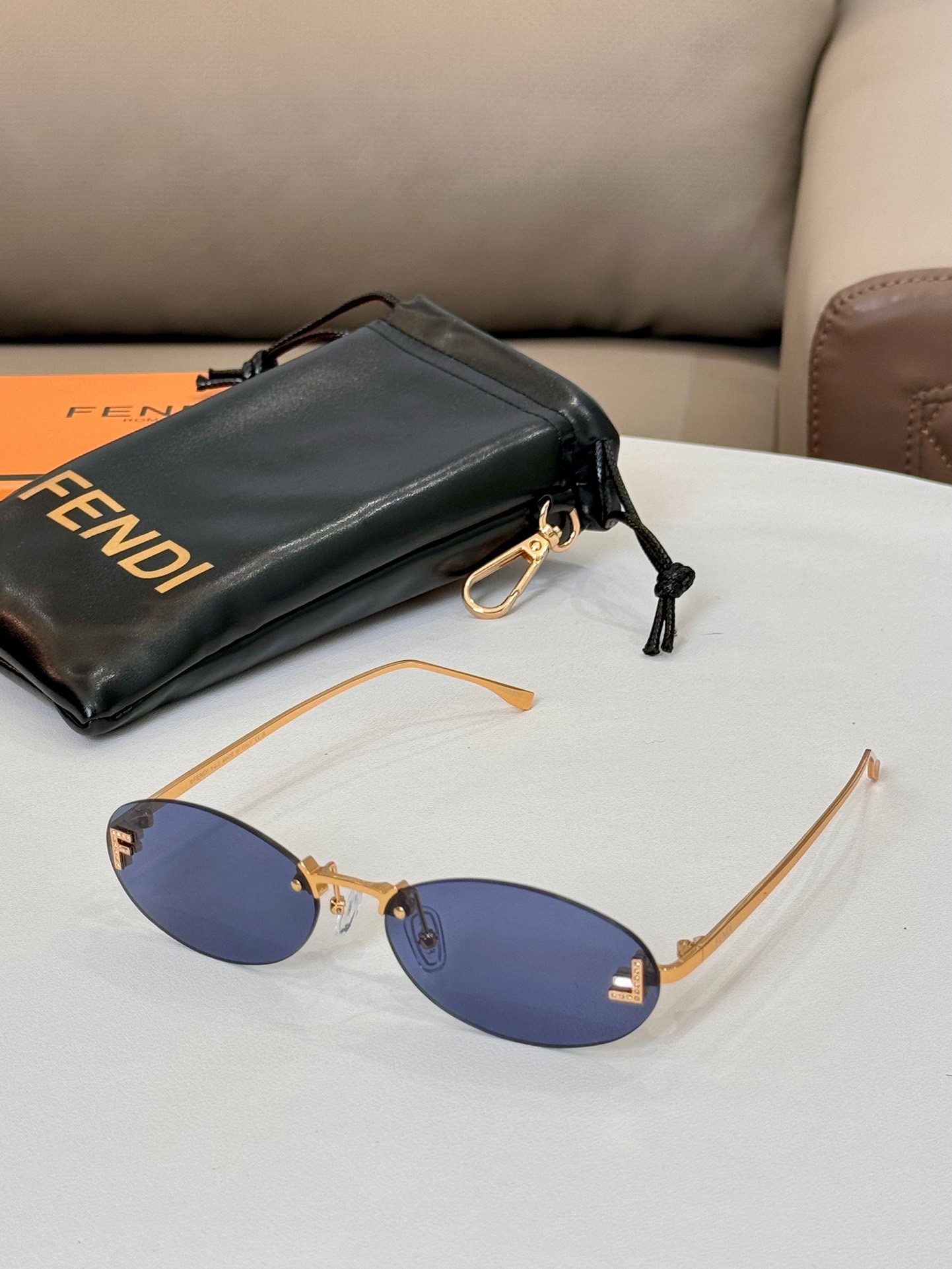 FENDI SUNGLASSES - Image 3