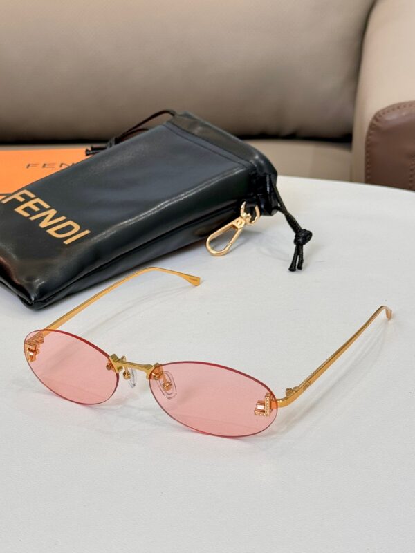 FENDI SUNGLASSES - Image 8