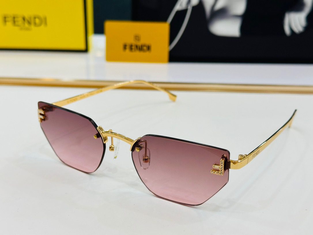 FENDI SUNGLASSES - Image 3