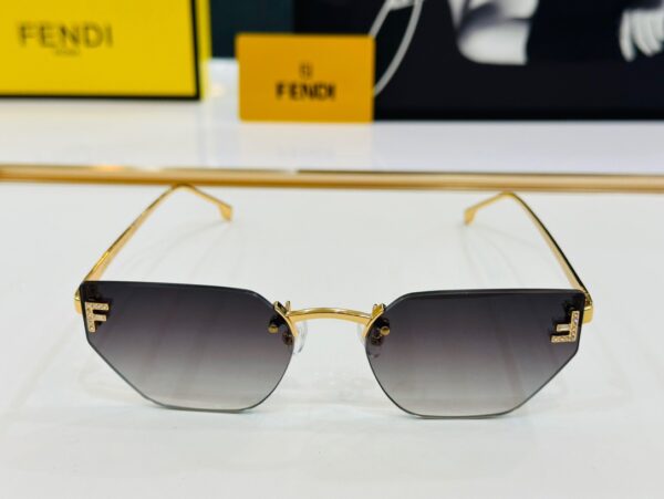 FENDI SUNGLASSES - Image 8