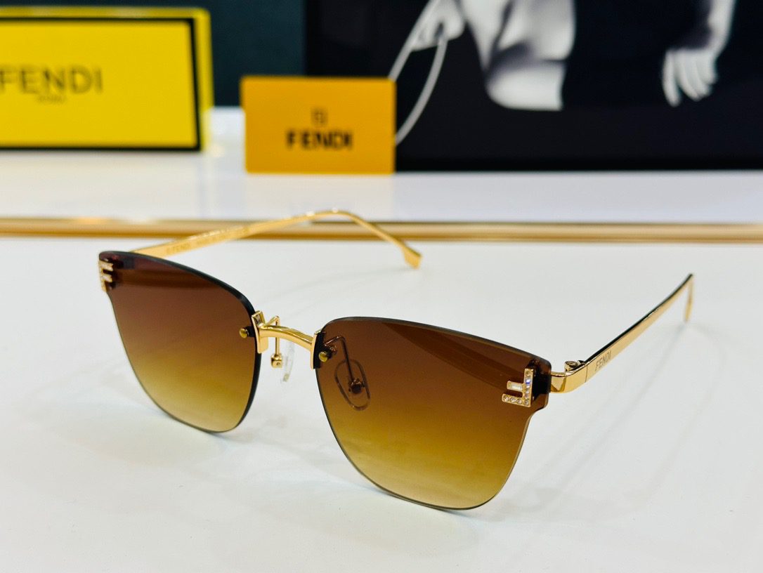 FENDI SUNGLASSES - Image 3