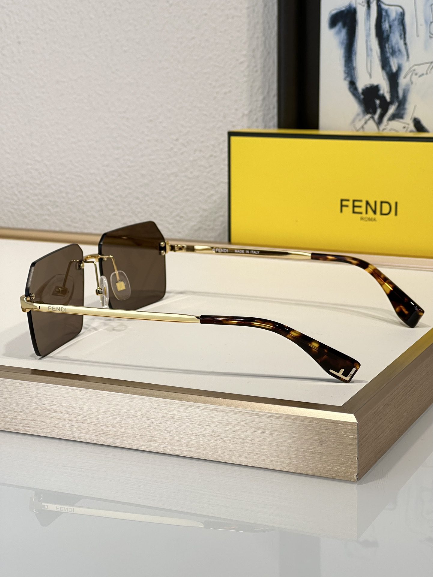 FENDI SUNGLASSES - Image 7