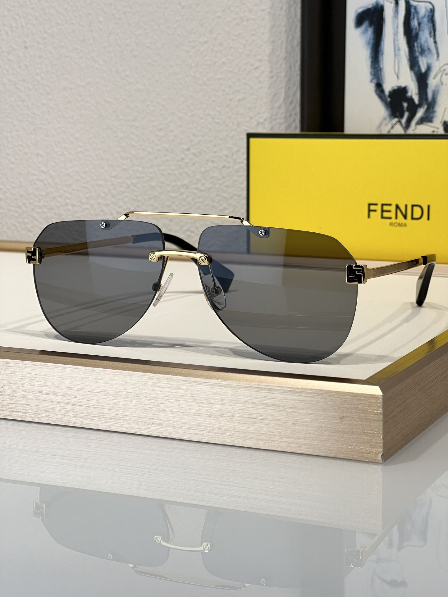 FENDI SUNGLASSES - Image 3