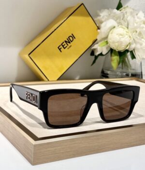 FENDI SUNGLASSES