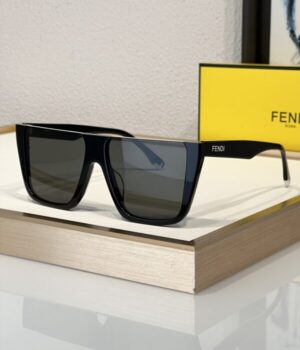 FENDI SUNGLASSES