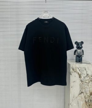 FENDI TSHIRT