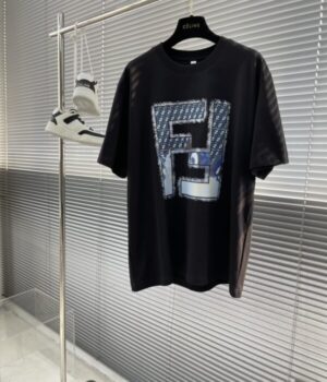 FENDI TSHIRT