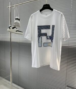 FENDI TSHIRT