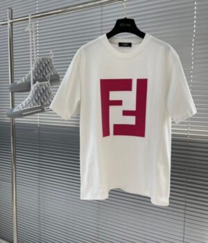 FENDI TSHIRT