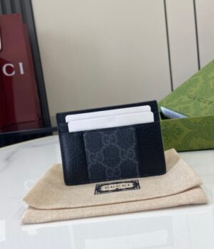 GUCCI CARD HOLDER