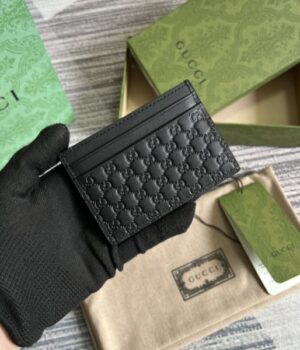 GUCCI CARD HOLDER