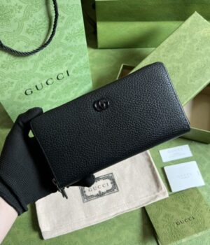GUCCI CARD HOLDER