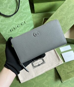GUCCI CARD HOLDER