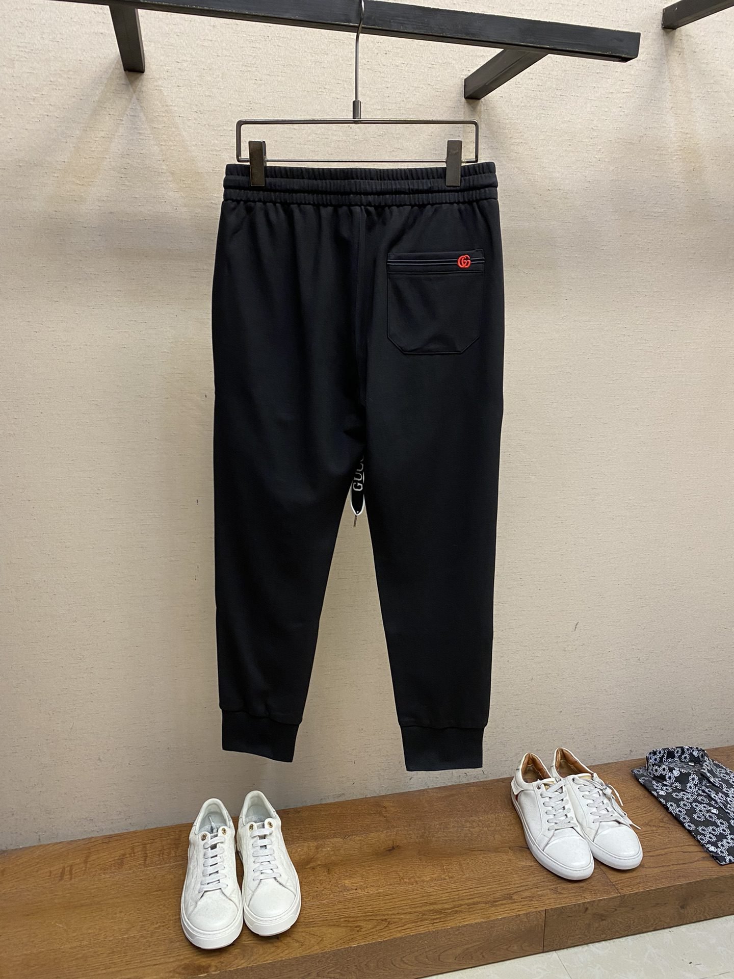 GUCCI JOGGER PANTS - Image 3