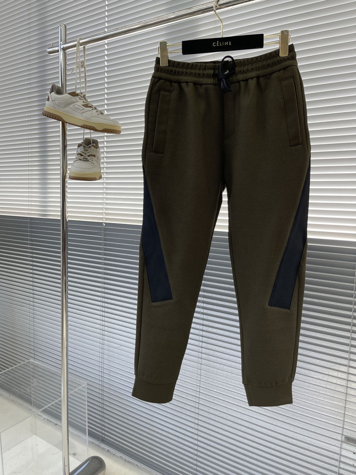 GUCCI JOGGER PANTS - Image 2