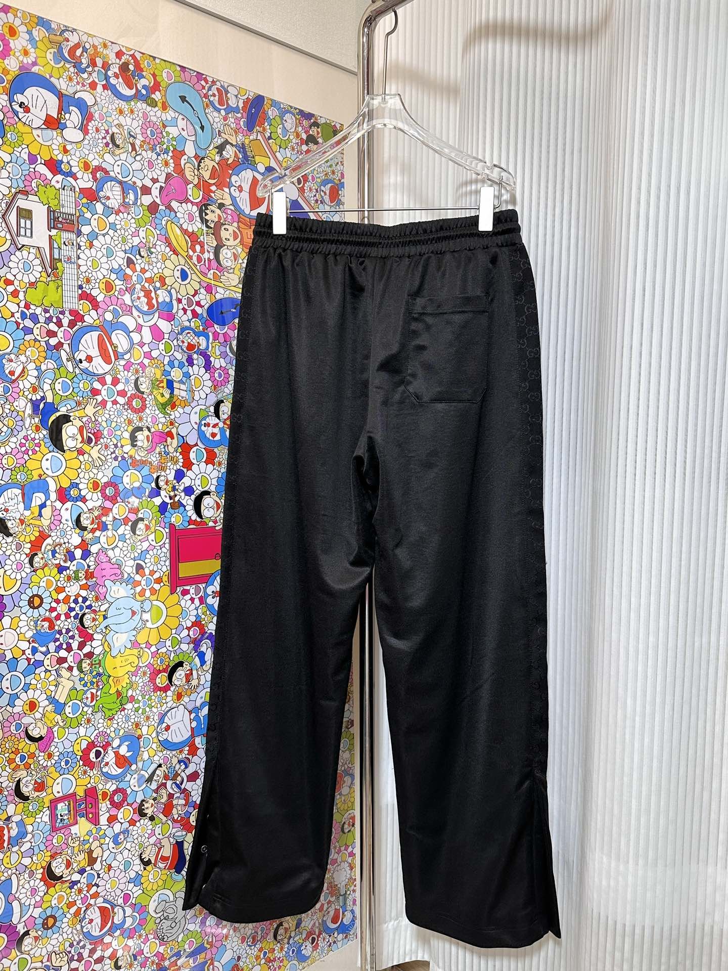 GUCCI JOGGER PANTS - Image 3