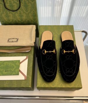 GUCCI LOAFER