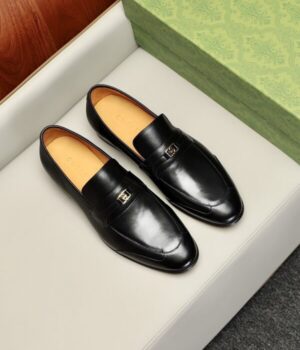 GUCCI LOAFER