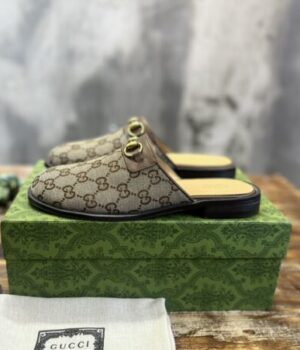 GUCCI SANDAL