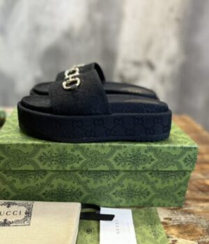 GUCCI SANDAL