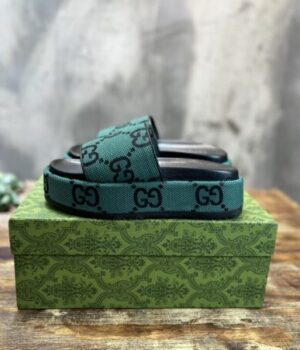 GUCCI SANDAL