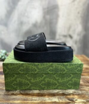 GUCCI SANDAL
