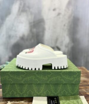 GUCCI SANDAL
