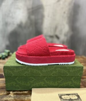 GUCCI SANDAL
