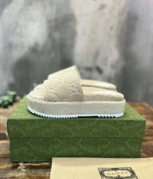 GUCCI SANDAL