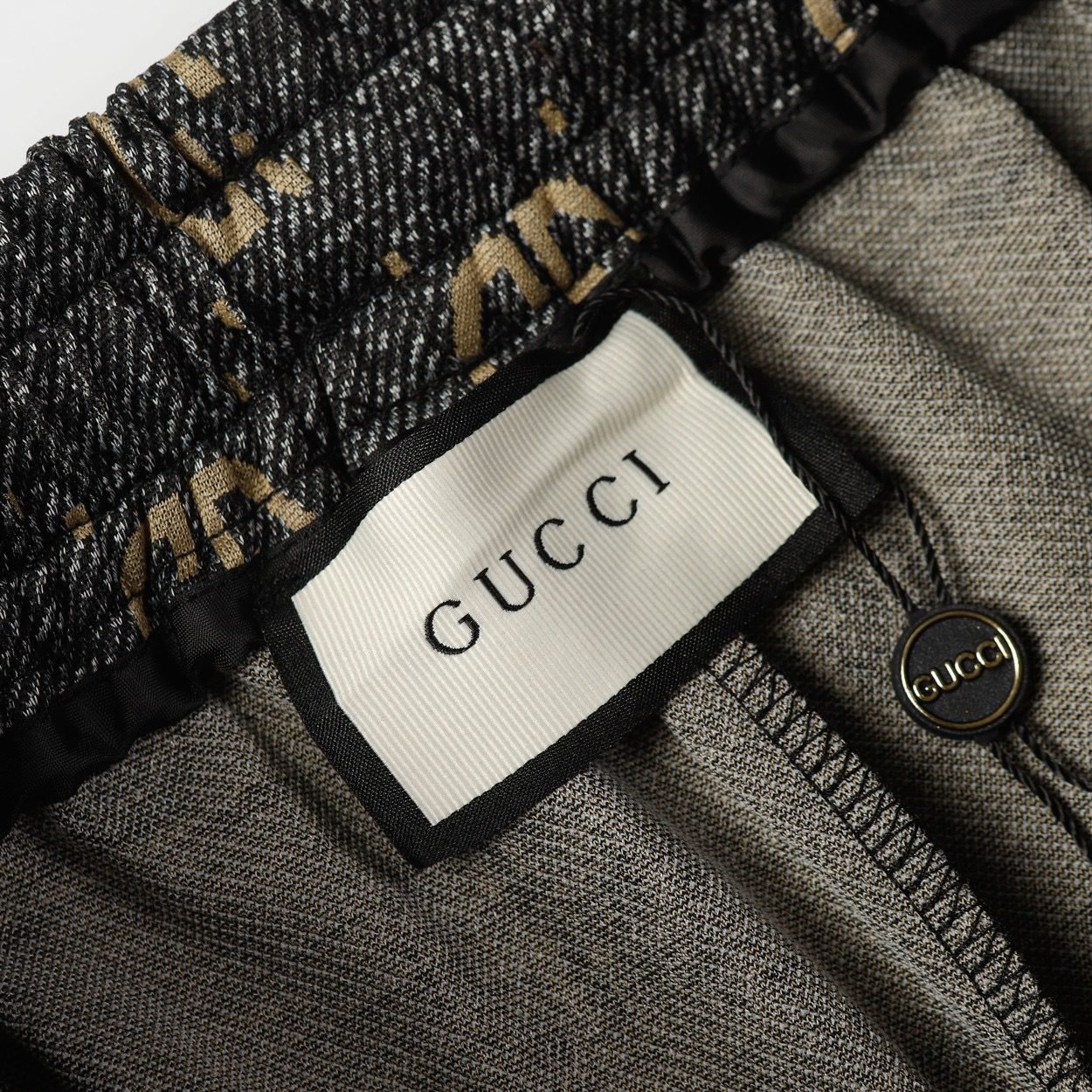 GUCCI SHORTS - Image 7