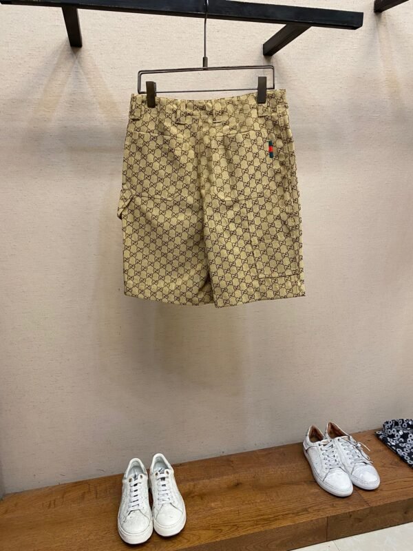GUCCI SHORTS - Image 4
