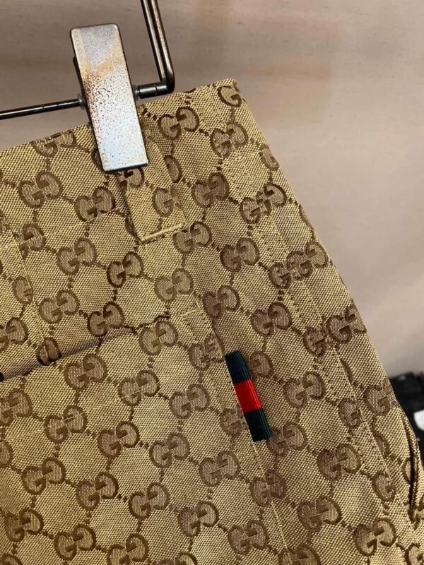 GUCCI SHORTS - Image 6