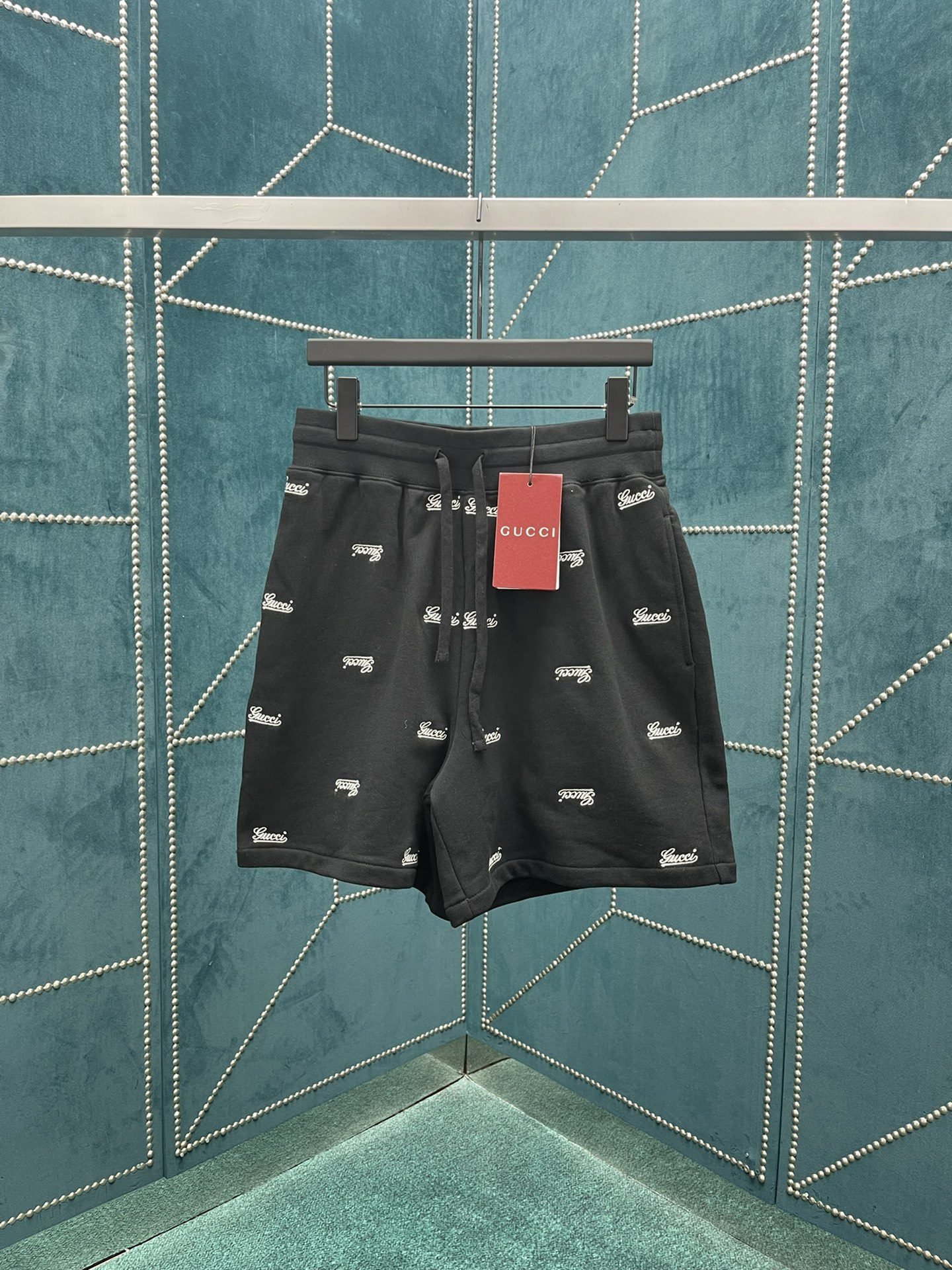 GUCCI SHORTS - Image 2