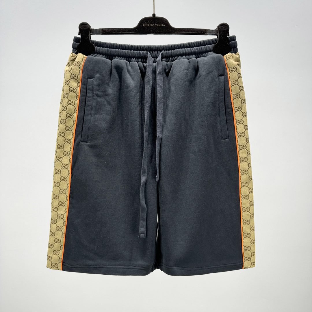 GUCCI SHORTS - Image 2