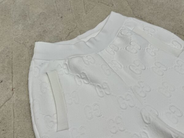 GUCCI SHORTS - Image 4
