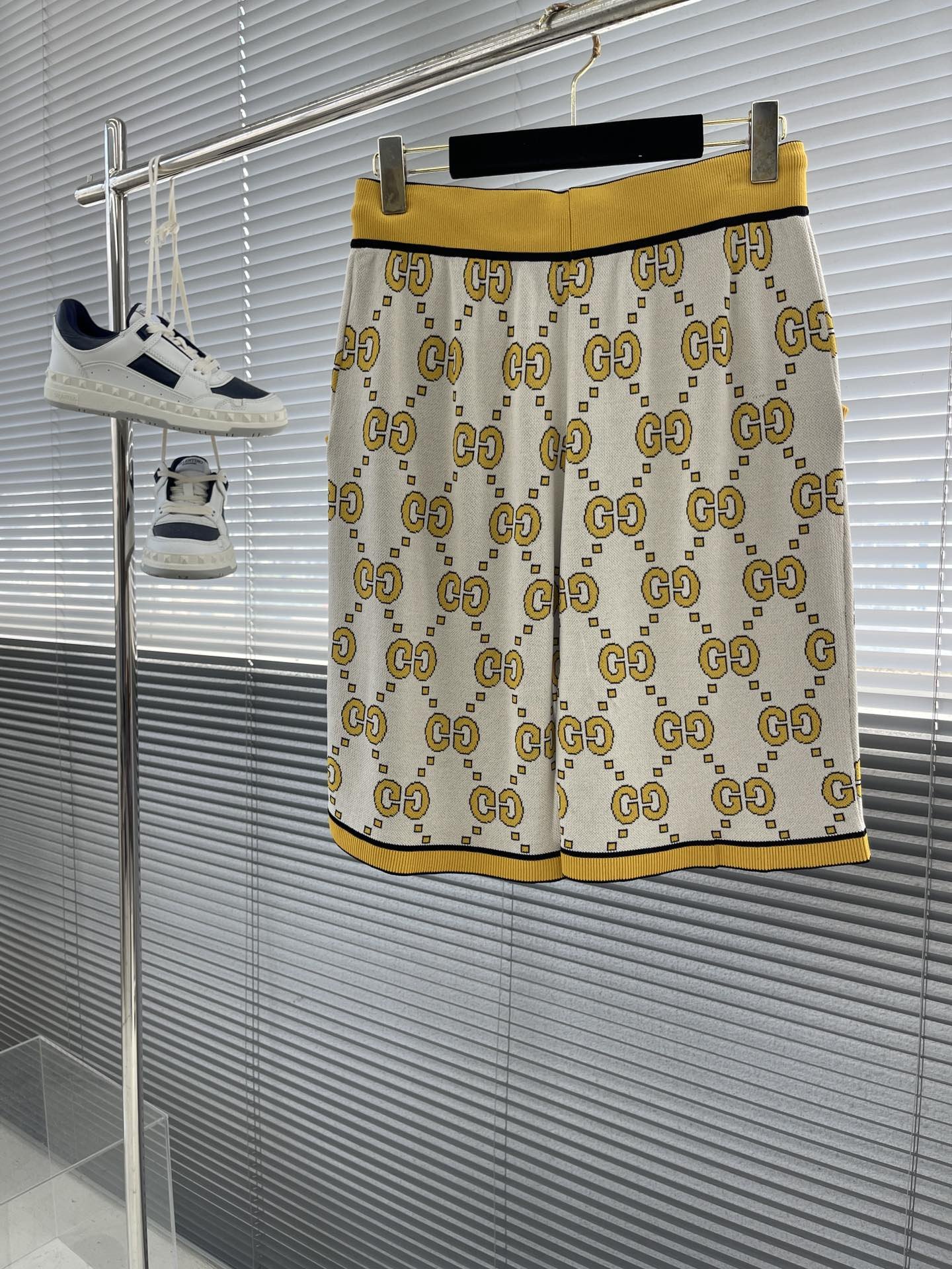 GUCCI SHORTS - Image 5