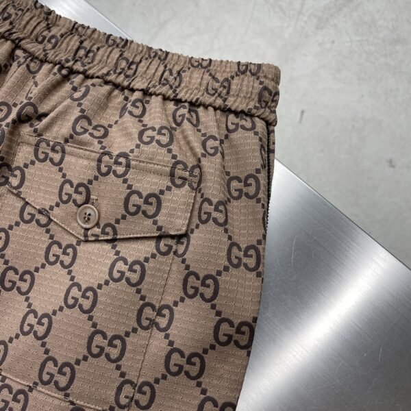 GUCCI SHORTS - Image 8