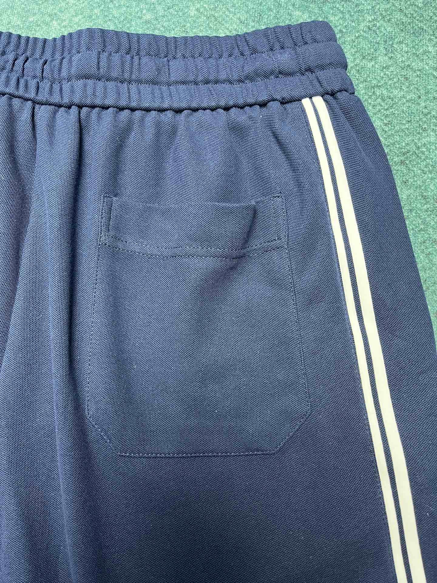 GUCCI SHORTS - Image 7