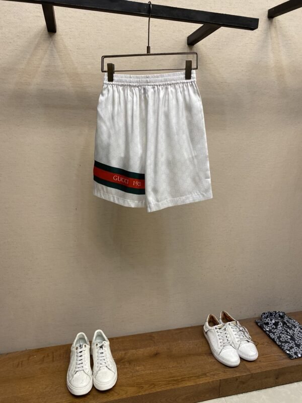 GUCCI SHORTS - Image 4