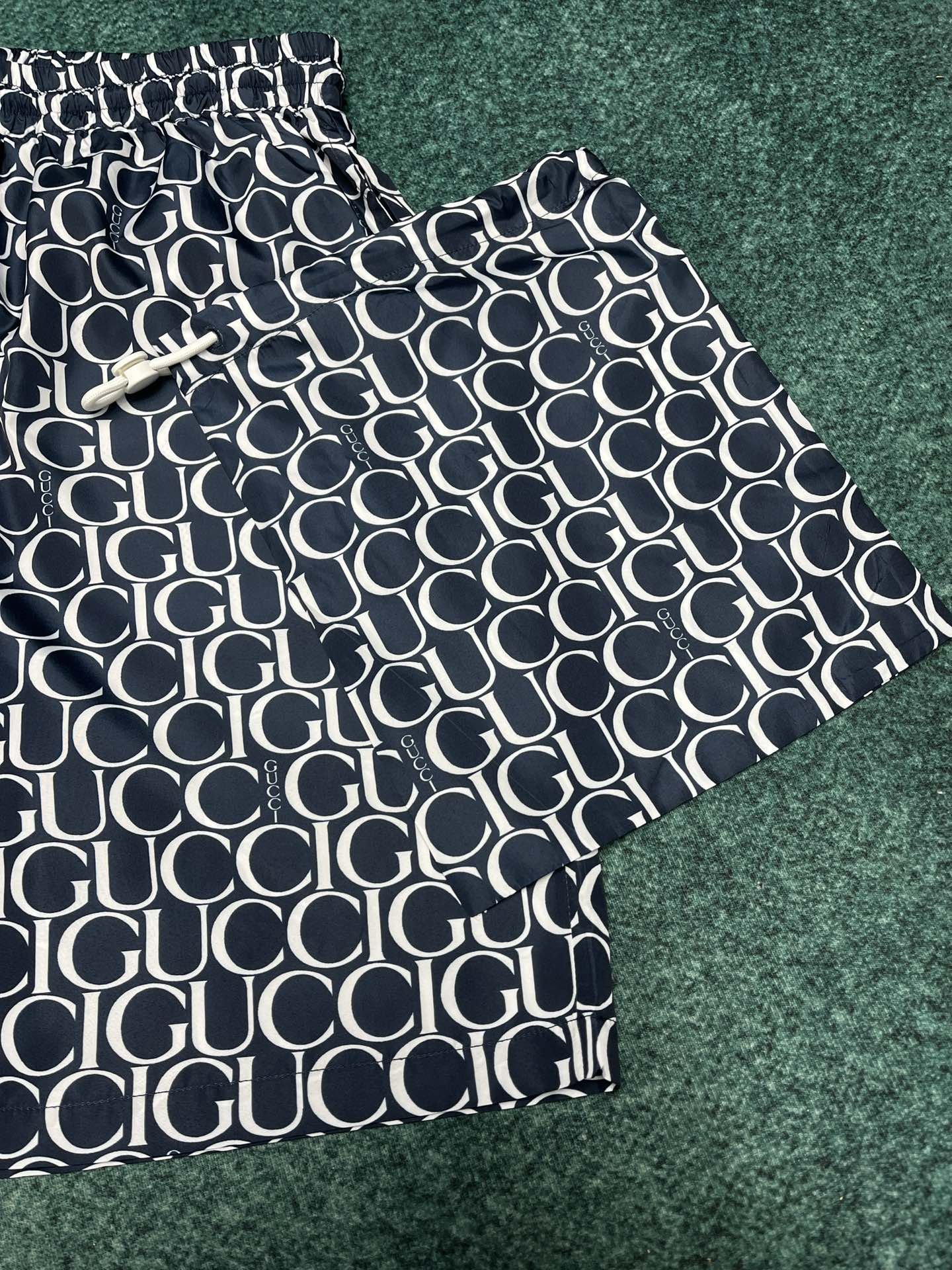 GUCCI SHORTS - Image 7