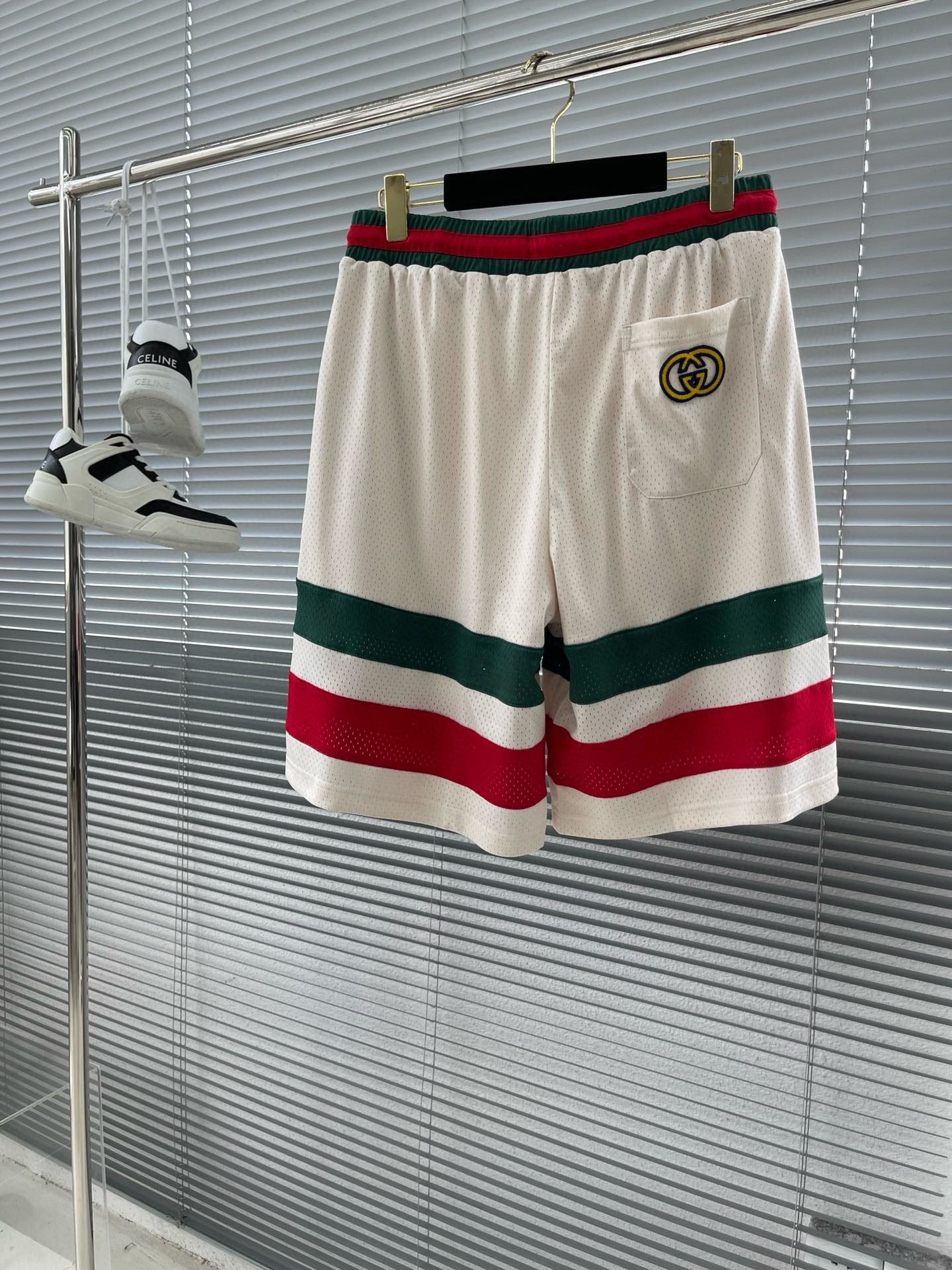GUCCI SHORTS - Image 3